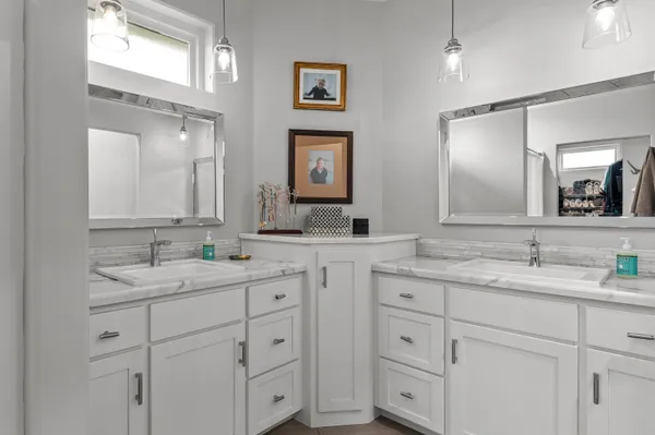 $724,900 | W6681 Charleen Lane, Greenville, WI 54942