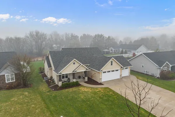 $724,900 | W6681 Charleen Lane, Greenville, WI 54942