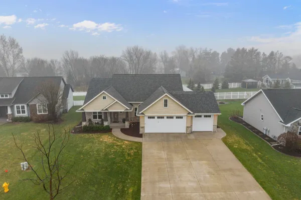 $724,900 | W6681 Charleen Lane, Greenville, WI 54942