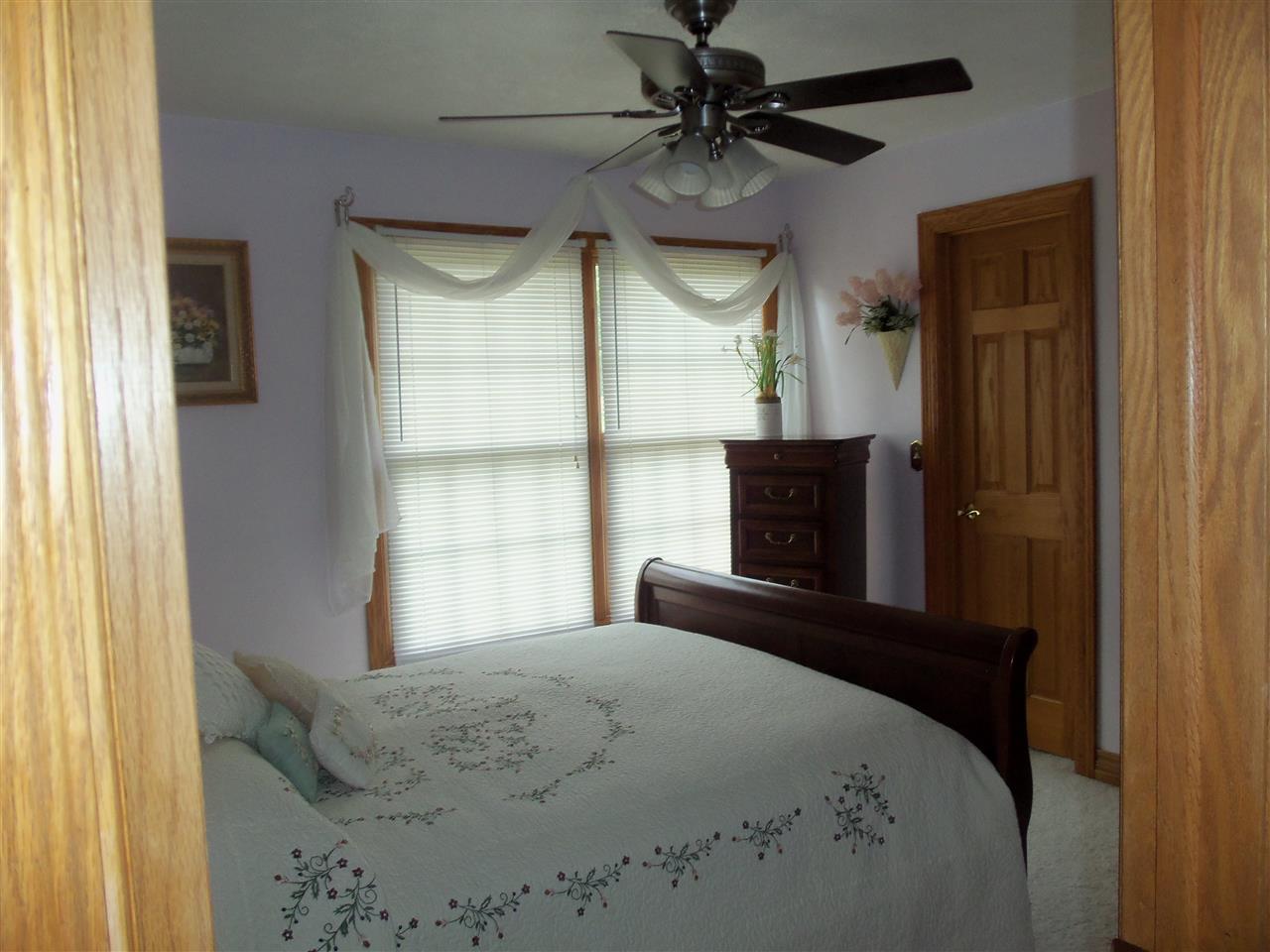 225 Trillium Lane Springfield, IL 62707 - Photo 12 of 18 Gallery Image 12