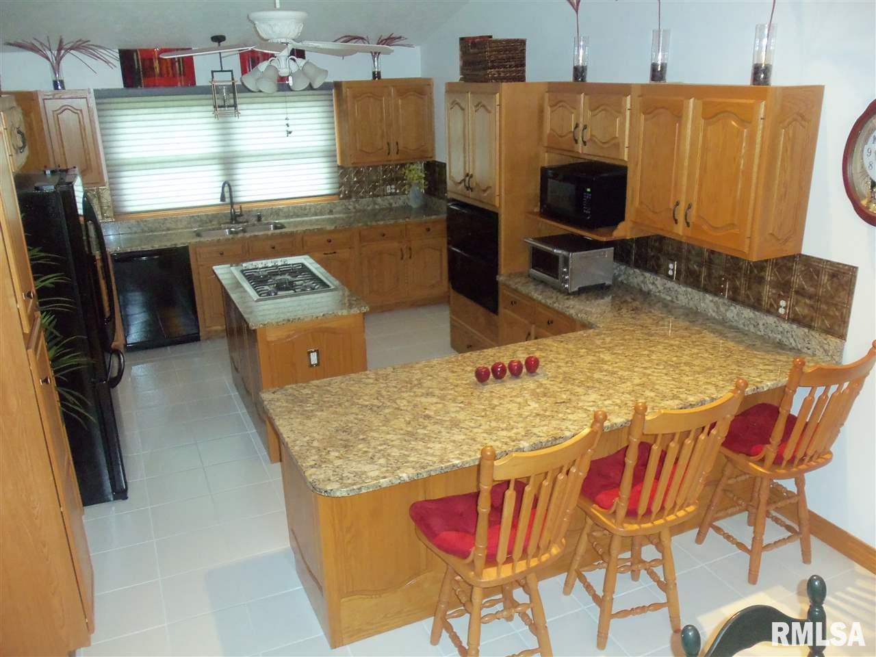 225 Trillium Lane Springfield, IL 62707 - Photo 3 of 18 Gallery Image 3