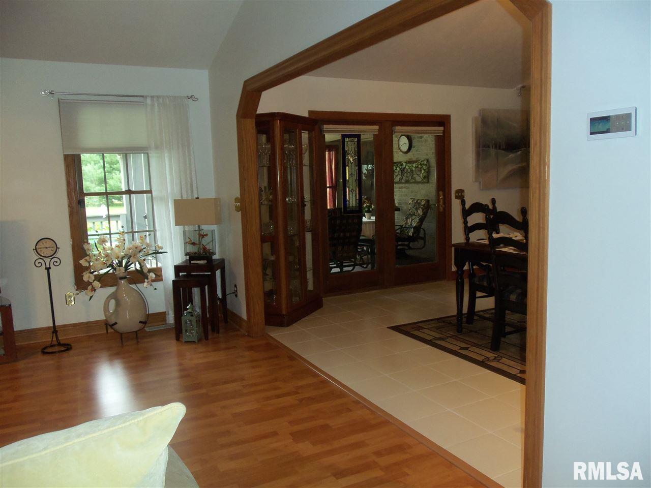 225 Trillium Lane Springfield, IL 62707 - Photo 7 of 18 Gallery Image 7