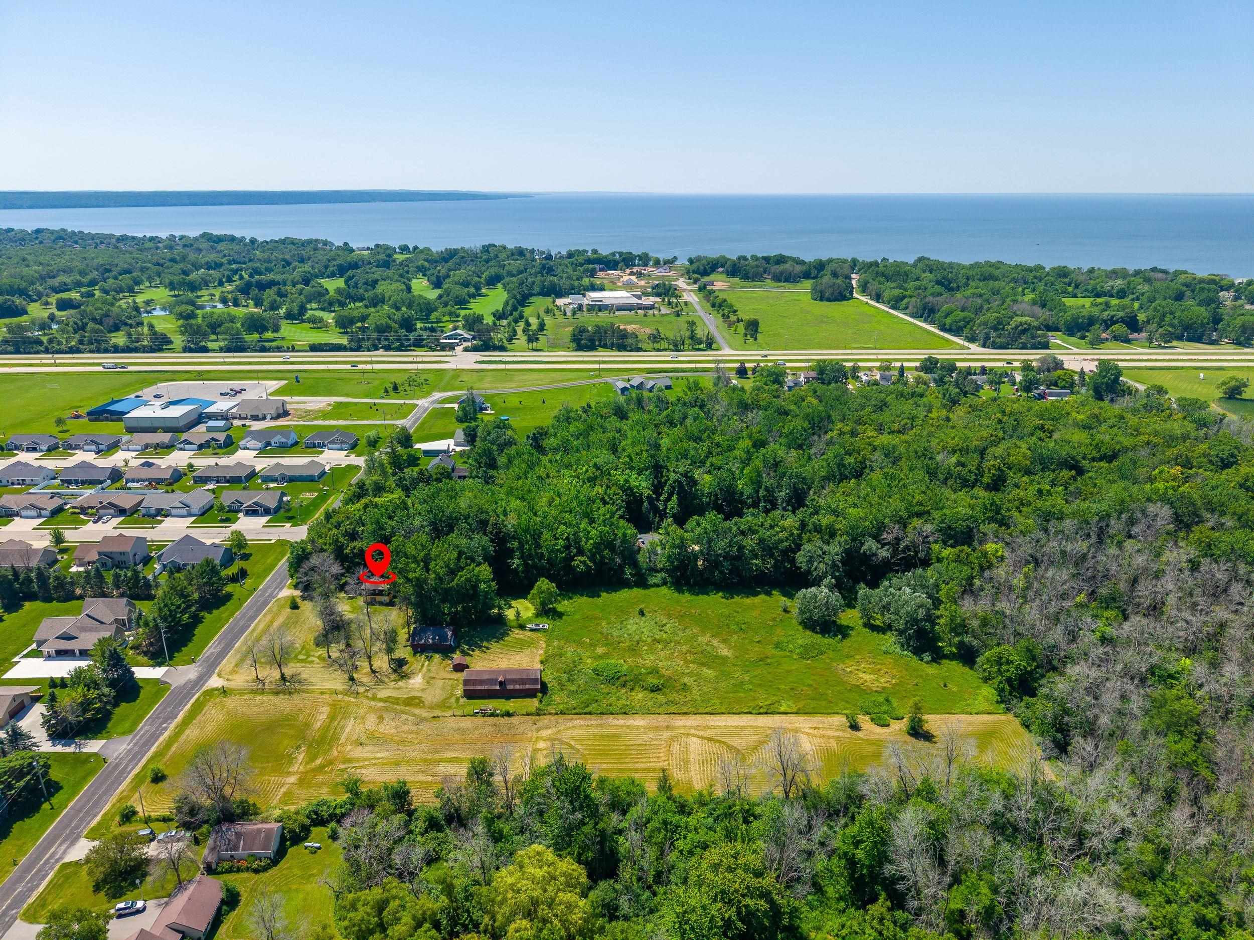 N8801 South Coop Road Menasha, WI 54952 - Photo 11 of 21