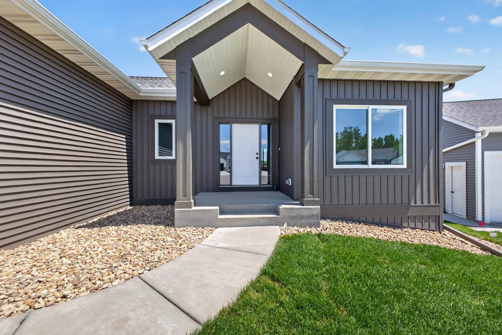 6128 Cody Lane Northwest Rochester, MN 55901 - Photo 2 of 72