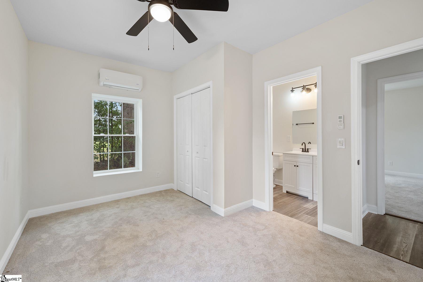 307 Lee Vaughn Road Simpsonville, SC 29681 - Photo 15 of 28 Gallery Image 15
