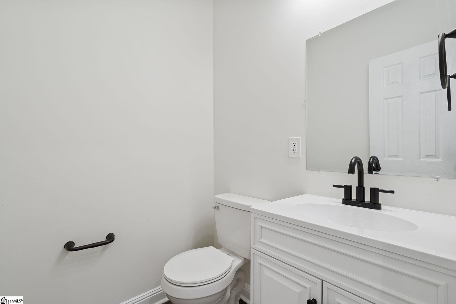 307 Lee Vaughn Road Simpsonville, SC 29681 - Photo 18 of 28 Gallery Image 18