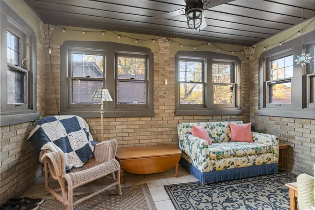 $225,000 | 2322 East State Street, Rockford, IL 61104