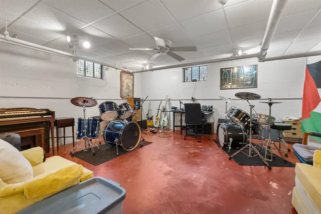 $225,000 | 2322 East State Street, Rockford, IL 61104