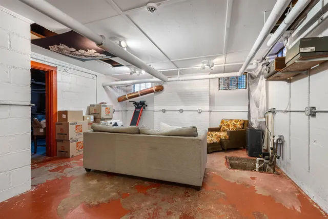 $225,000 | 2322 East State Street, Rockford, IL 61104