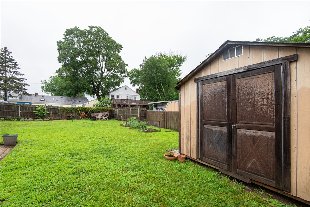 71 Benedict Road Warwick, RI 02888 - Photo 26 of 30 Gallery Image 26