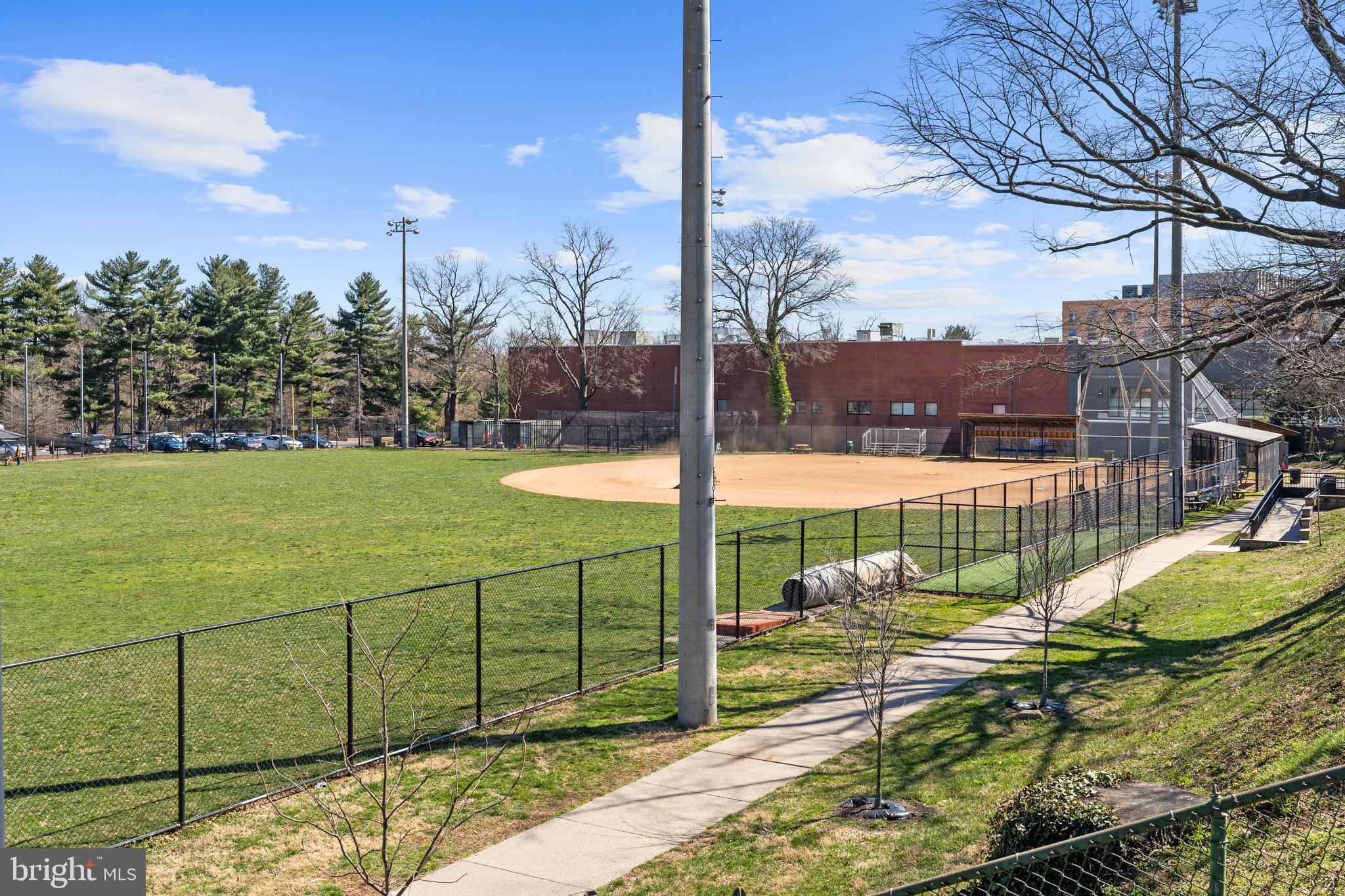 2501 Wisconsin Avenue Northwest, Unit 302 Washington, DC 20007 - Photo 30 of 33 a view of a park