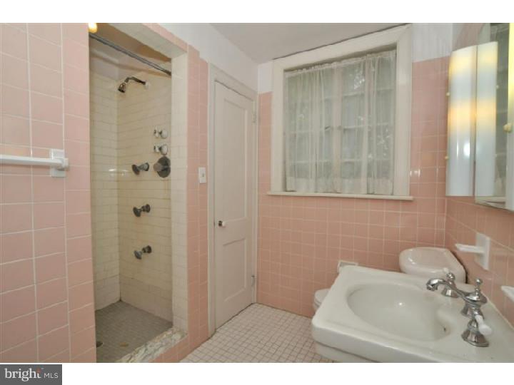 749 Arden Road Jenkintown, PA 19046 - Photo 15 of 25 Bathroom