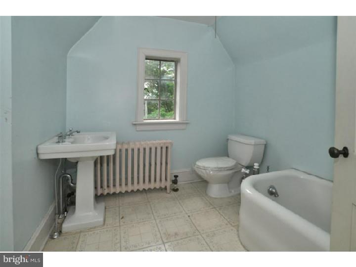 749 Arden Road Jenkintown, PA 19046 - Photo 20 of 25 Bathroom