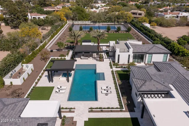 $21,800,000 | 5641 North Casa Blanca Drive, Paradise Valley, AZ 85253