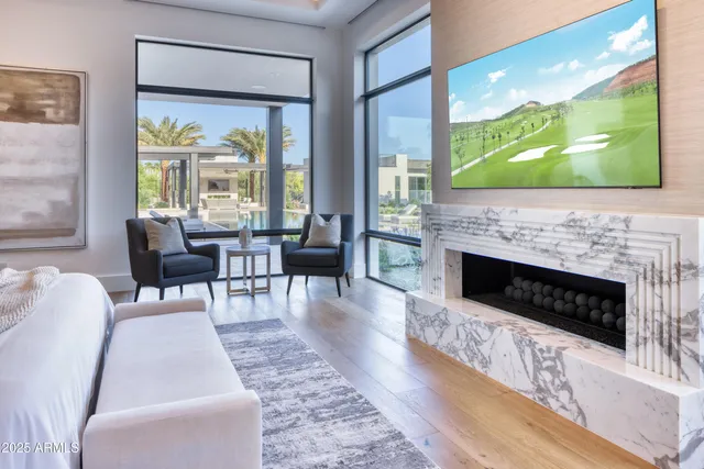 $21,800,000 | 5641 North Casa Blanca Drive, Paradise Valley, AZ 85253