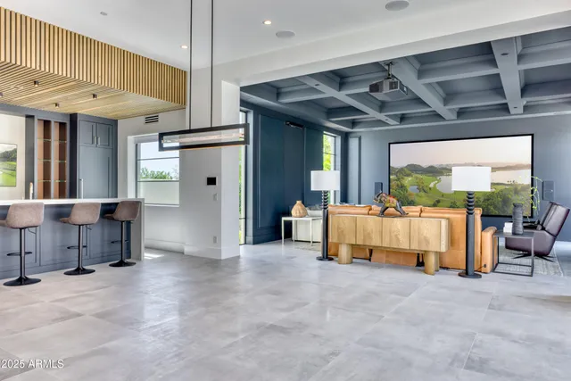 $21,800,000 | 5641 North Casa Blanca Drive, Paradise Valley, AZ 85253