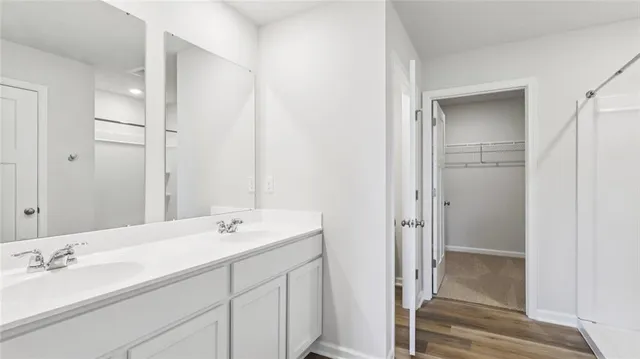 $399,990 | 350 Leslie Farms Drive, Evans City, PA 16033