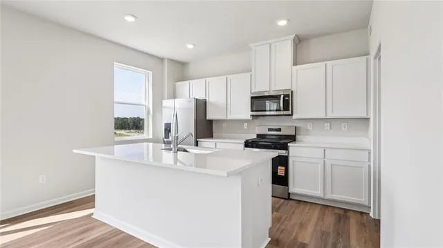 $399,990 | 350 Leslie Farms Drive, Evans City, PA 16033