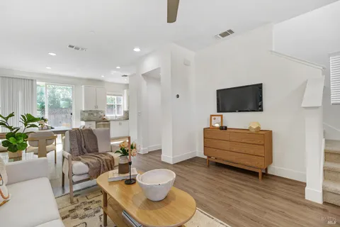 $695,000 | 31 Lipton Way, Cotati, CA 94931