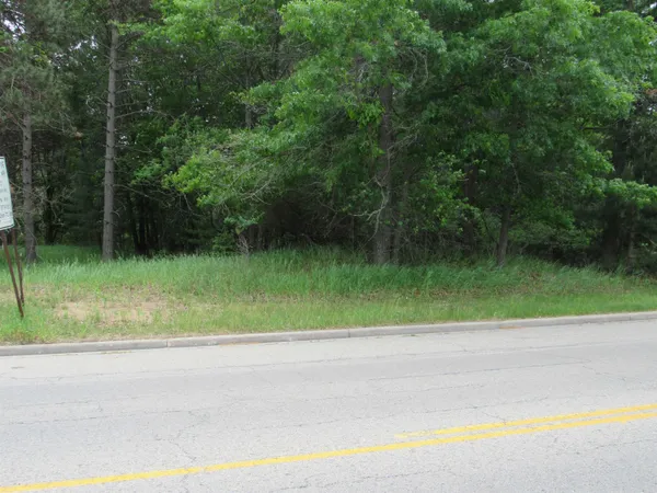 $99,900 | 18th Avenue, Menominee, MI 49858