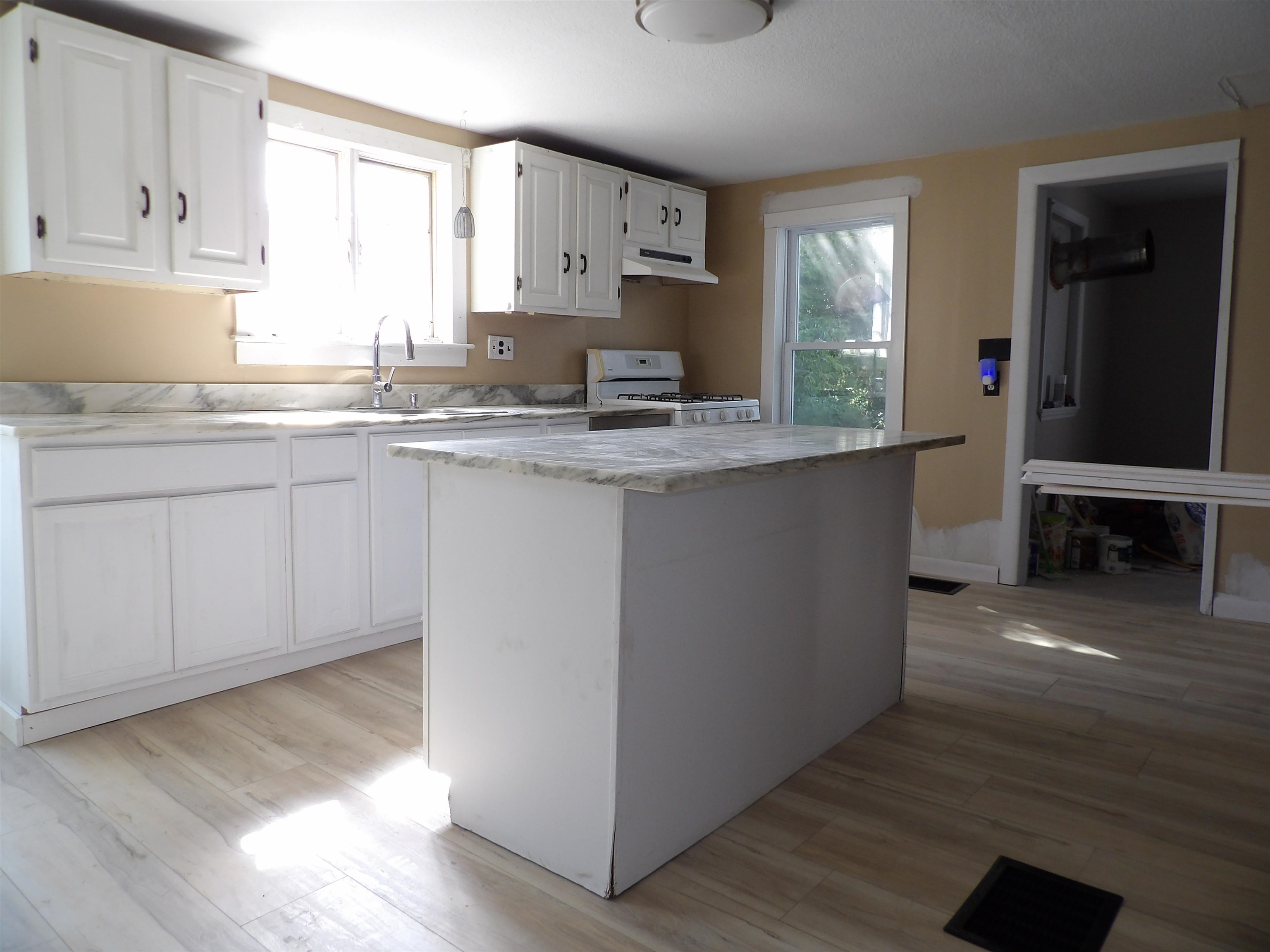 583 North Main Street Wallingford, VT 05773 - Photo 12 of 26