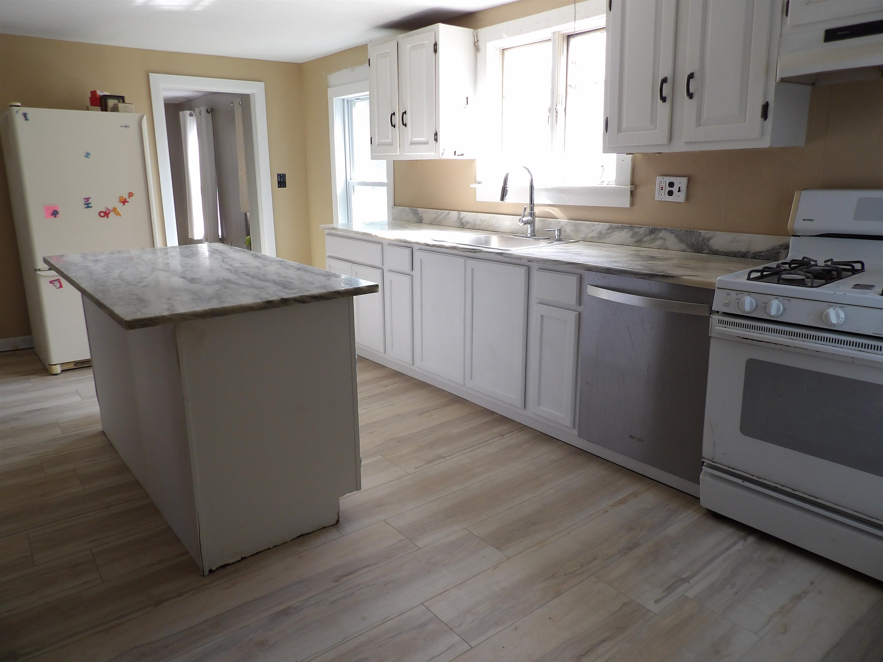 583 North Main Street Wallingford, VT 05773 - Photo 16 of 26