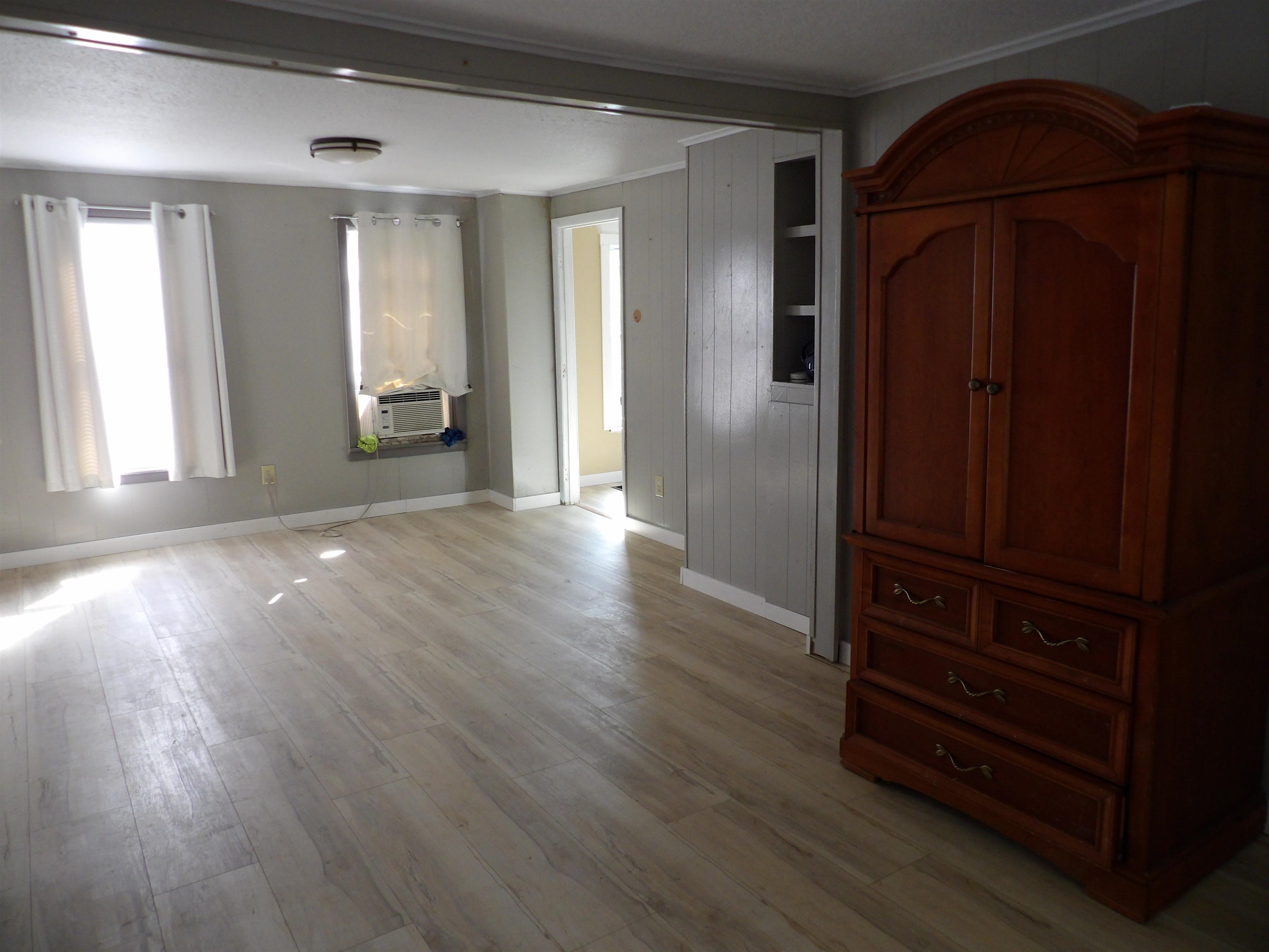 583 North Main Street Wallingford, VT 05773 - Photo 7 of 26