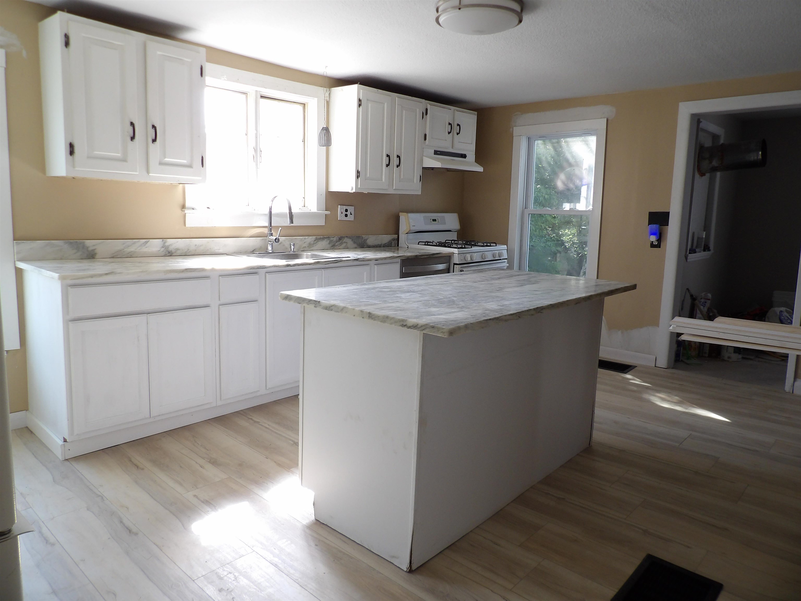 583 North Main Street Wallingford, VT 05773 - Photo 10 of 26