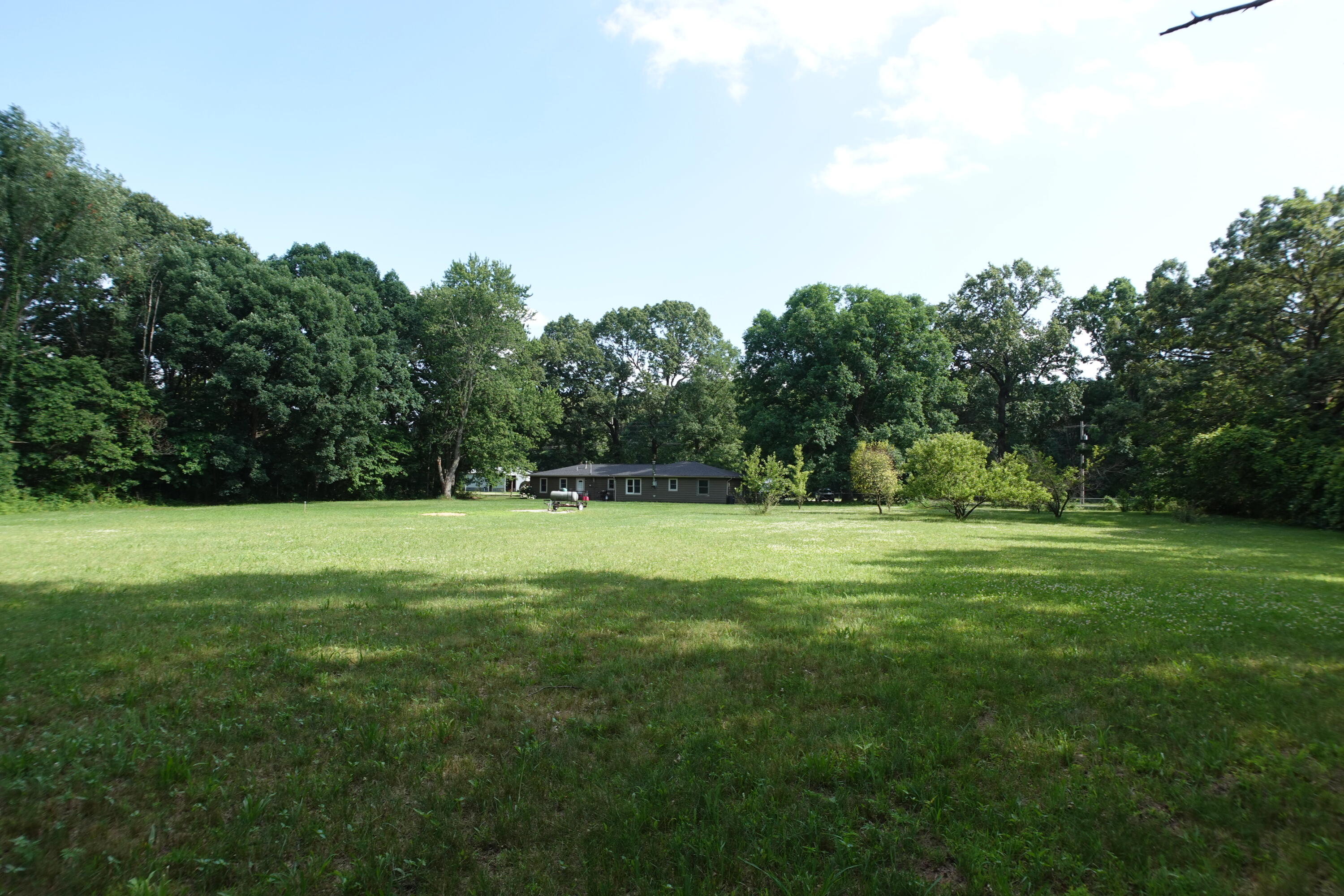 9920 East State Road Knox, IN 46534 - Photo 4 of 30 3000x2000