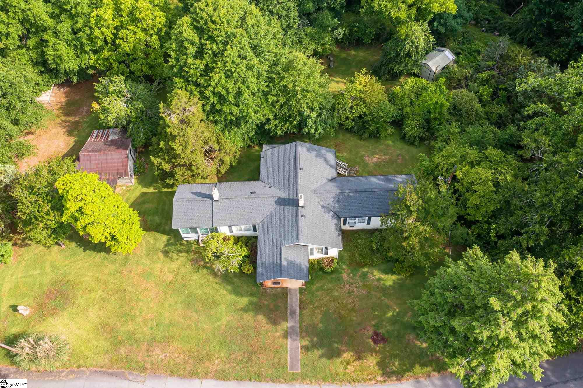 437 Meredith Street Central, SC 29630 - Photo 3 of 31 Gallery Image 3