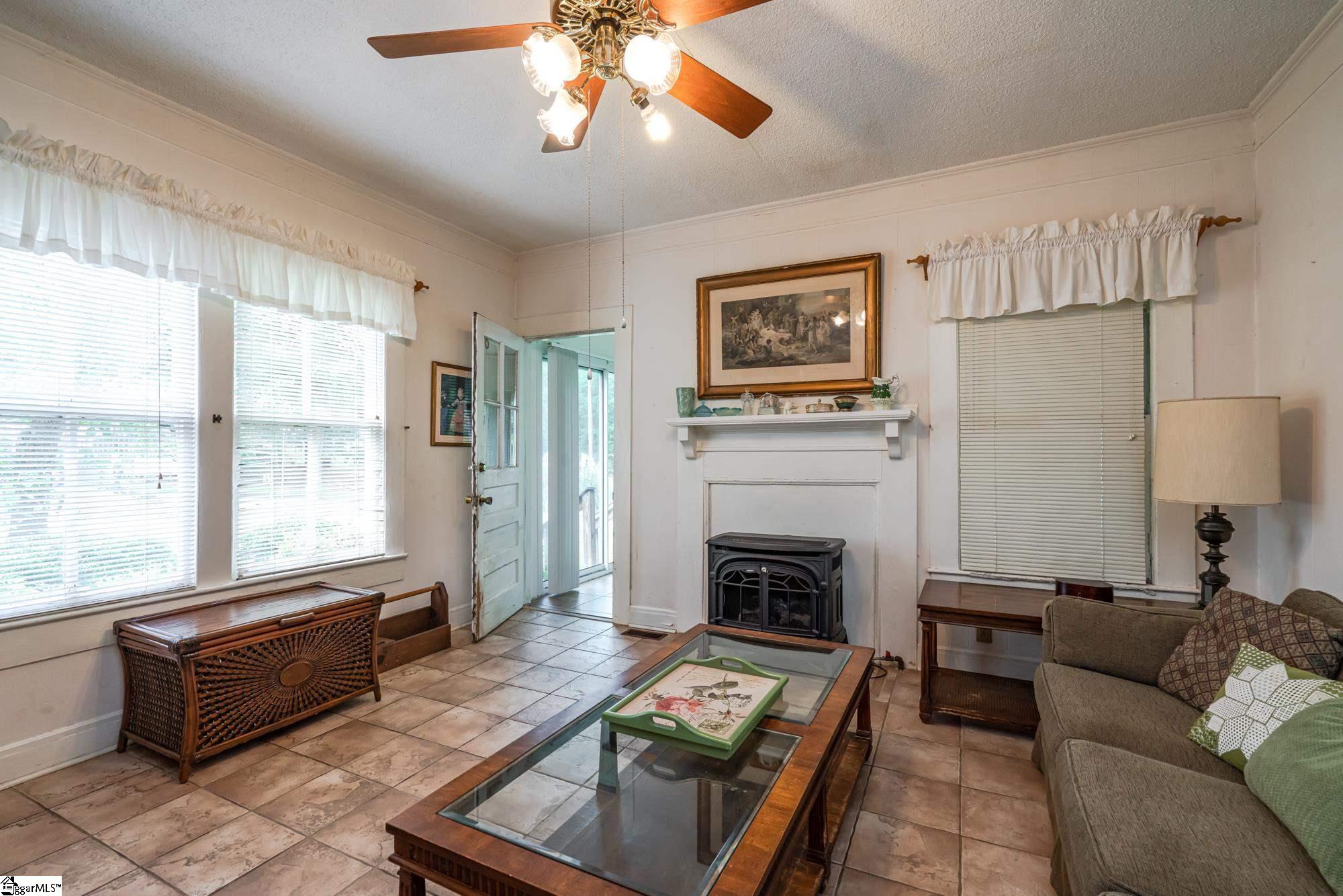 437 Meredith Street Central, SC 29630 - Photo 10 of 31 Gallery Image 10