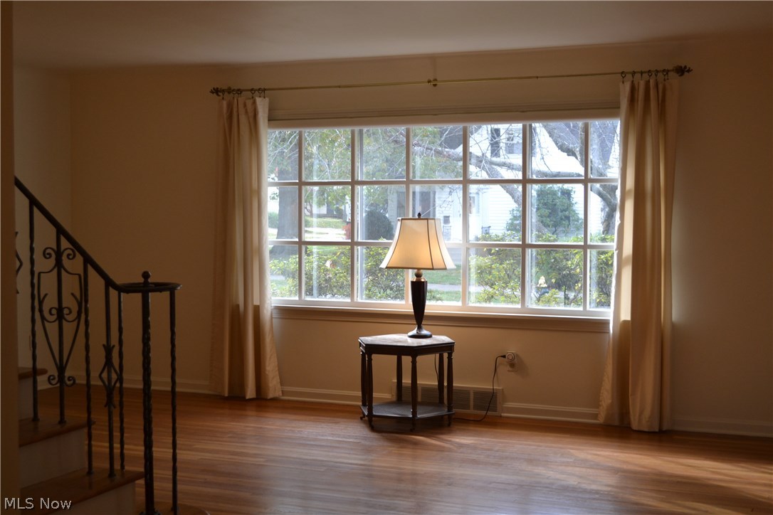 1663 Oakmount Road South Euclid, OH 44121 - Photo 7 of 23 Open and Bright