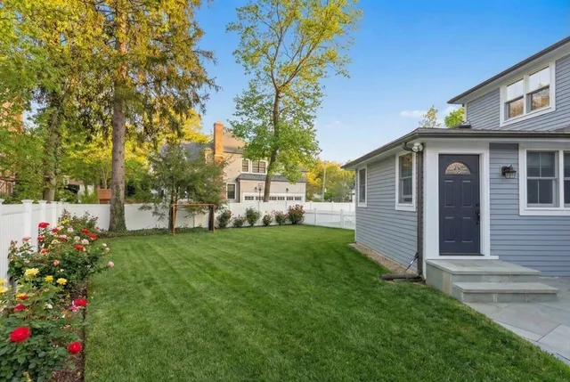 $16,900 | 150 Country Club Road, Newton, MA 02459