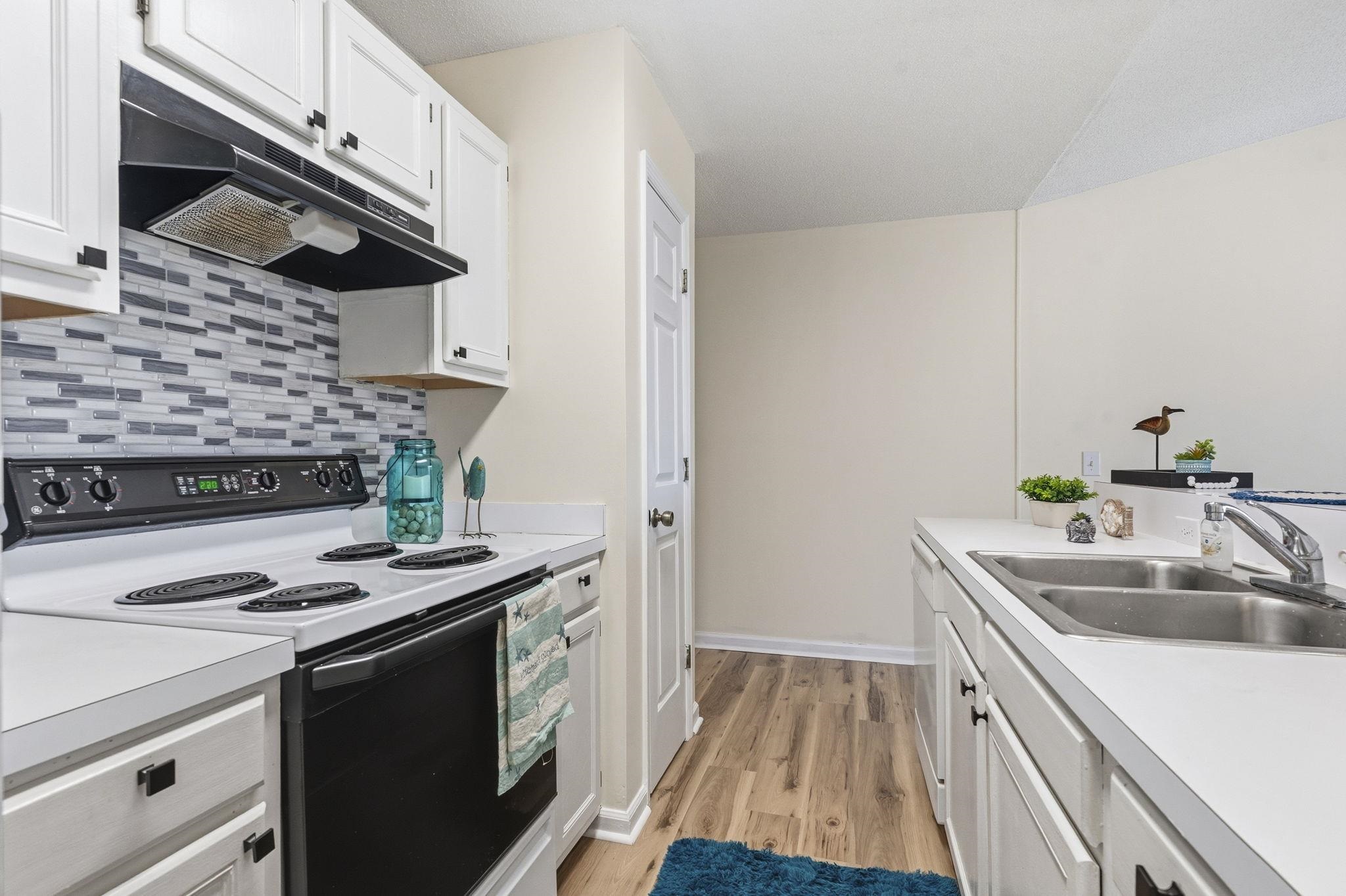 201 Landing Road, Unit H North Myrtle Beach, SC 29582 - Photo 14 of 36