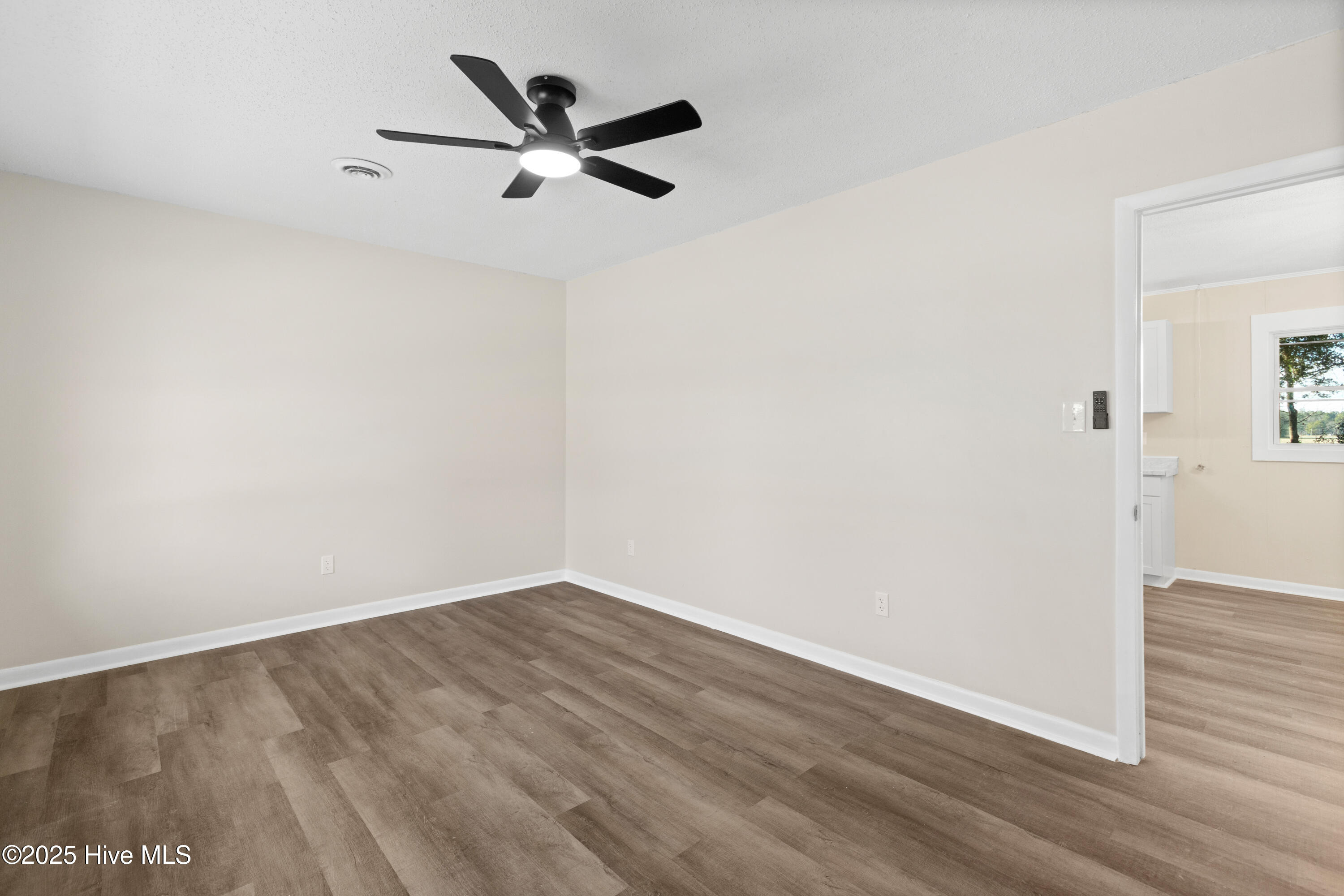 157 Gail Road Willard, NC 28478 - Photo 5 of 28 05