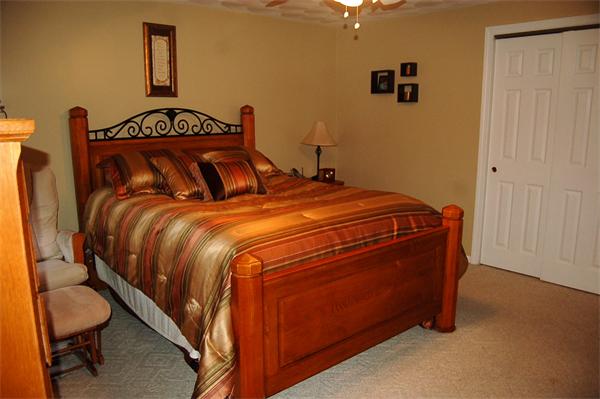 100 Hines Road Cumberland, RI 02864 - Photo 12 of 20