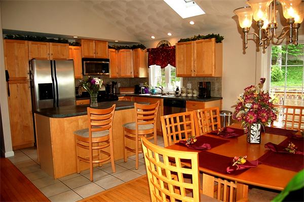 100 Hines Road Cumberland, RI 02864 - Photo 8 of 20