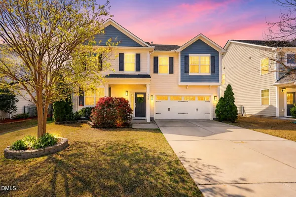 $487,900 | 745 Lake Artesia Lane, Fuquay-Varina, NC 27526