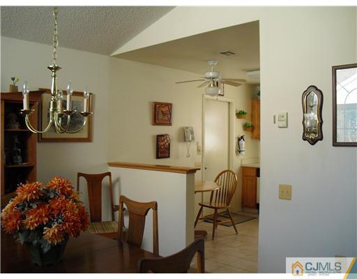 792 B Pompton Road Monroe Township, NJ 08831 - Photo 7 of 12 Gallery Image 7