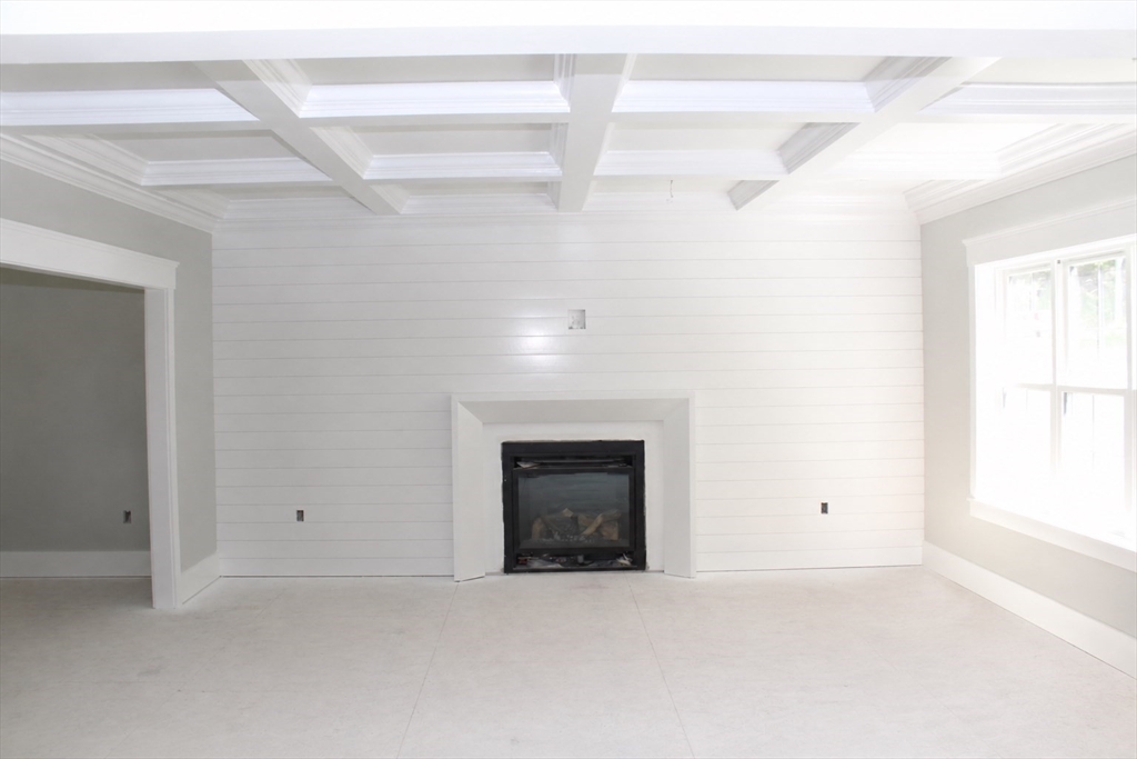 32 Mendon Street Upton, MA 01568 - Photo 10 of 30