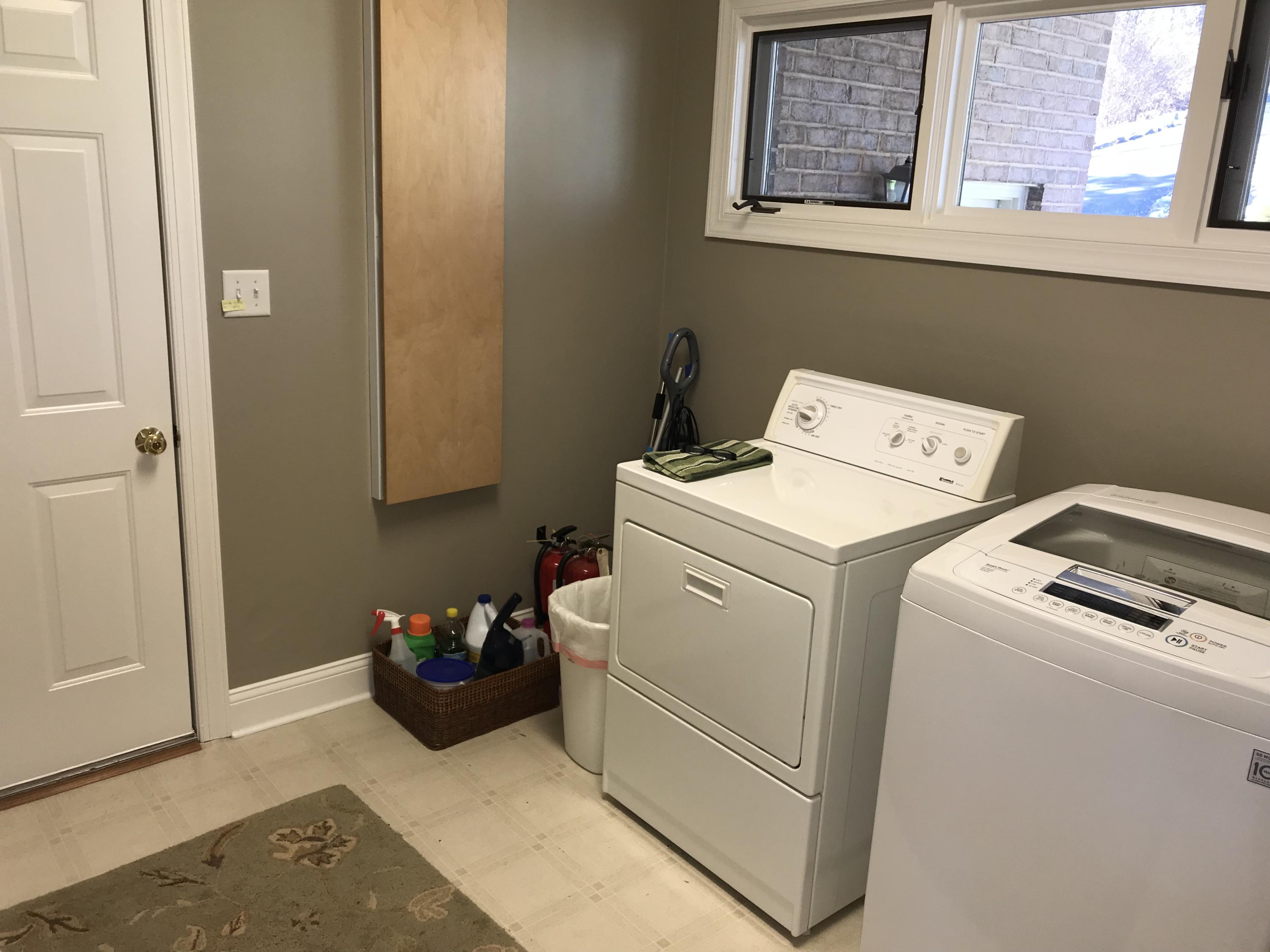 6298 Horseshoe Bend Road Goodview, VA 24095 - Photo 28 of 50 Laundry/Mud Room