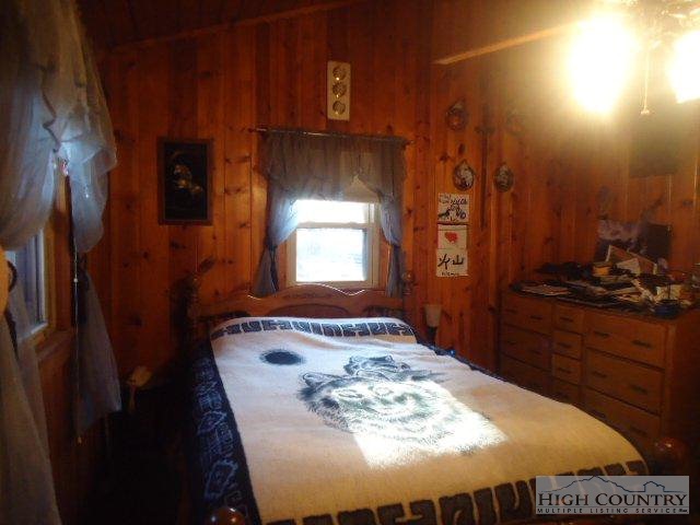 547 Rustic Road West Jefferson, NC 28694 - Photo 12 of 16 Gallery Image 12