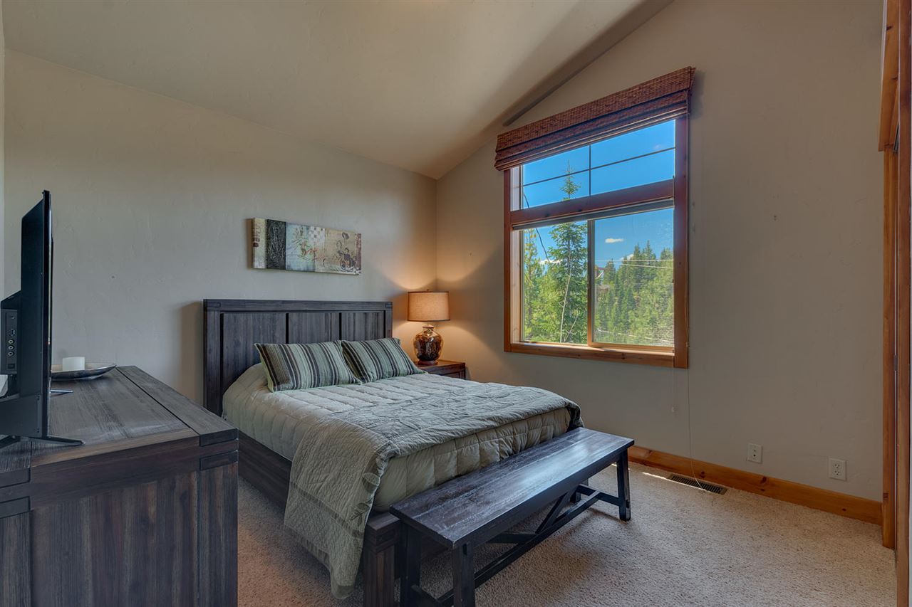11760 Kitzbuhel Road Truckee, CA 96161 - Photo 12 of 18 Gallery Image 12