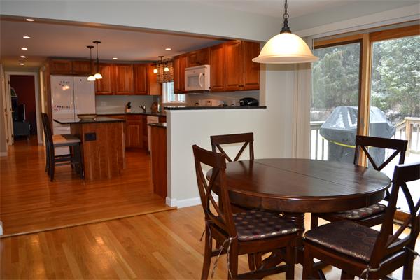 11 Old Farm Road Mansfield, MA 02048 - Photo 8 of 29 Gallery Image 8