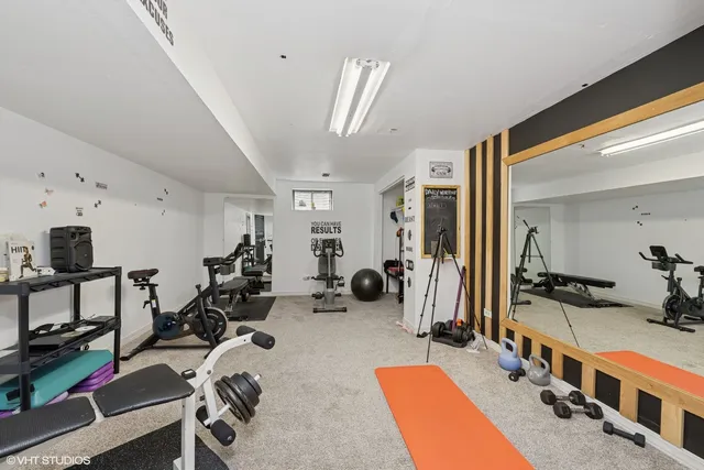 a very nice looking room with many windows