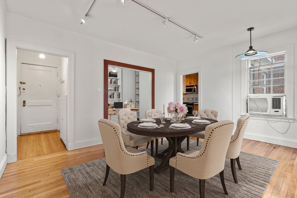 41 Linnaean Street, Unit 45 Cambridge, MA 02138 - Photo 8 of 20