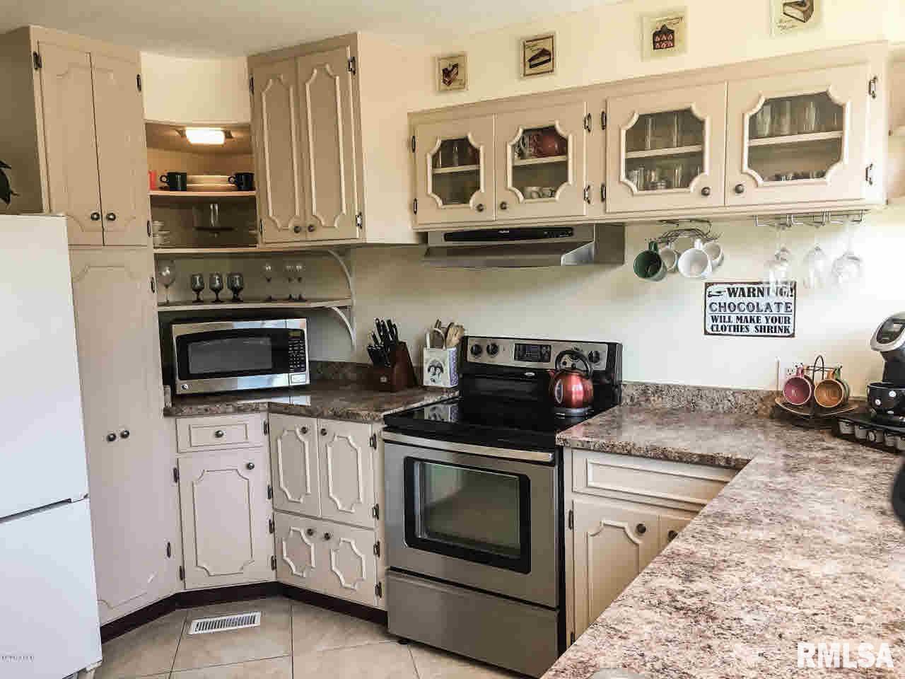 7794 Giant City Road Carbondale, IL 62902 - Photo 14 of 43 Gallery Image 14