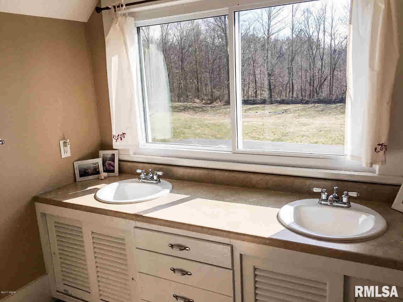 7794 Giant City Road Carbondale, IL 62902 - Photo 26 of 43 Gallery Image 26