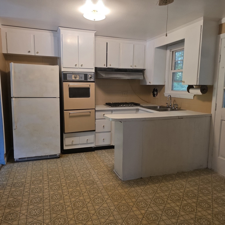 109 Richard Road Hanson, MA 02341 - Photo 2 of 23 Gallery Image 2