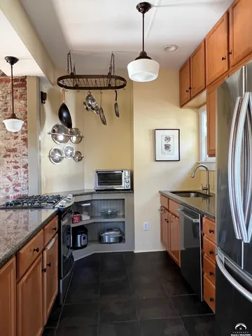 $420,000 | 1424 New York Street, Lawrence, KS 66044